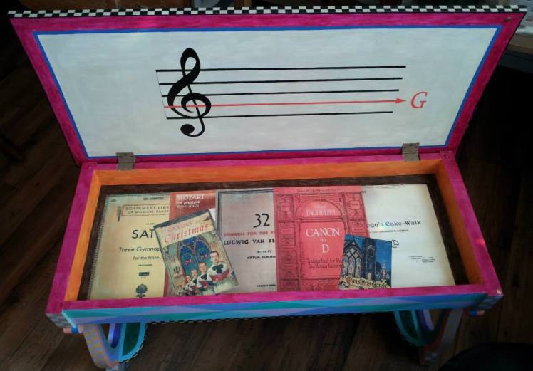 Plenty of space for Mozart and Beethoven to rest comfortably.  